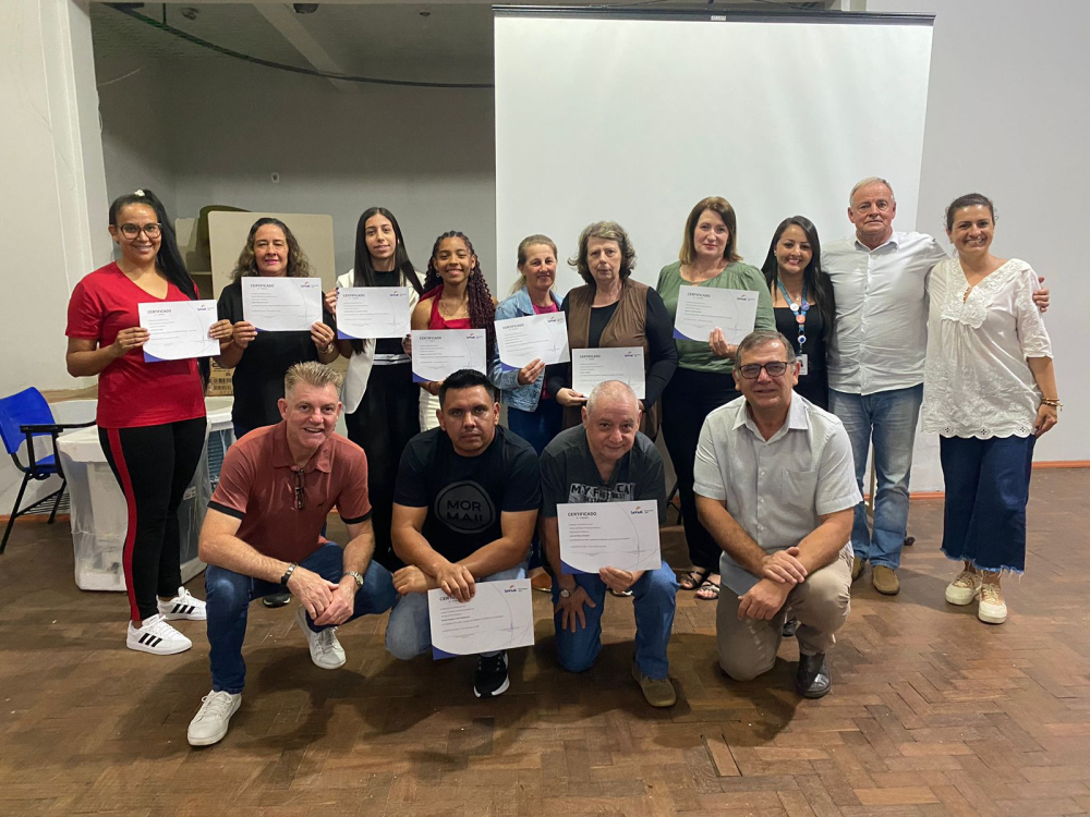 Curso tcnicas de vendas forma primeira turma em Candelria 