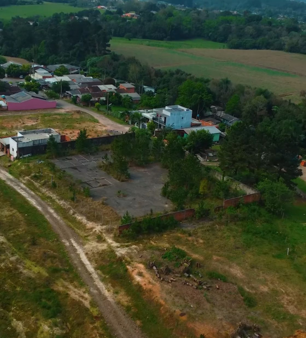 Prefeito assina termo para construo de nova creche