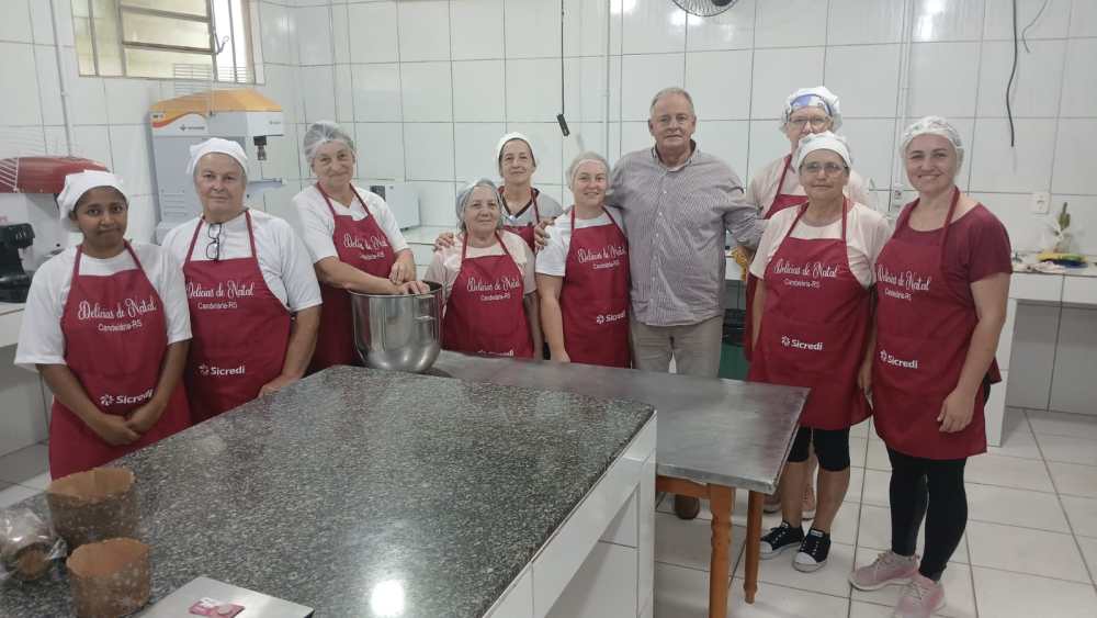 Delcias de Natal j so produzidas na cozinha comunitria 