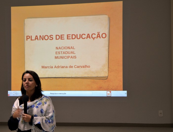 Encontro promove palestras sobre Plano de Educao